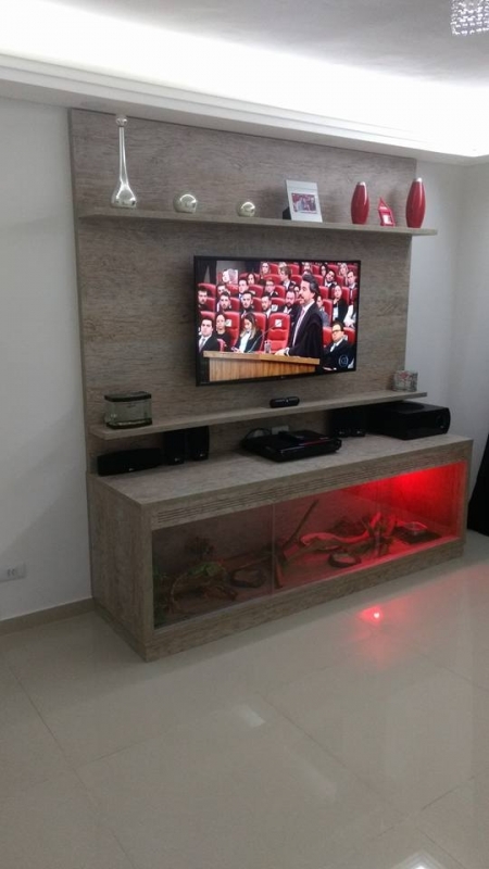 Home Theater Planejado com Cristaleira Valor Jardim Rosária Alcoléa - Home Theater Planejado Apartamento