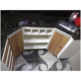 cozinha planejada de canto pequena Votorantim